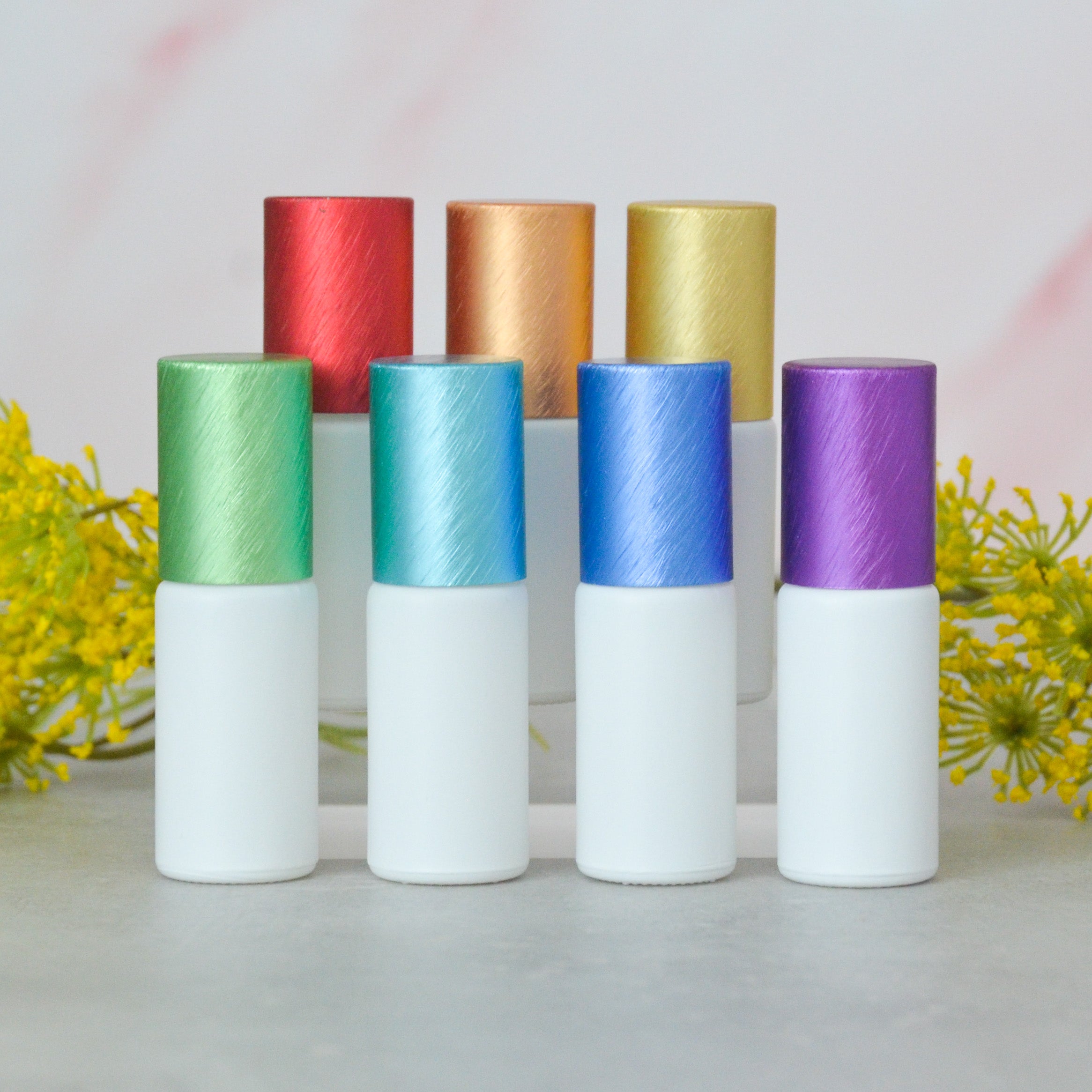 ♥ 5 ml Frosted Rollers 7 stuks Wit / Gekleurde doppen