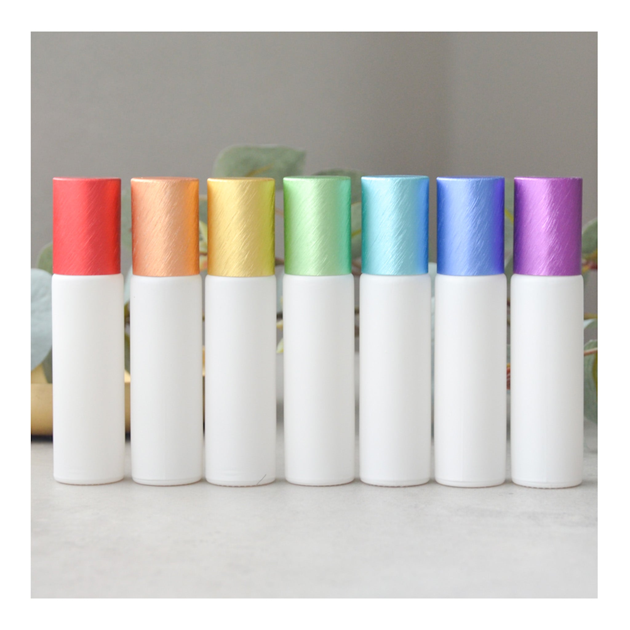 ♥ 10 ml Frosted Rollers 7 stuks Wit / Gekleurde doppen